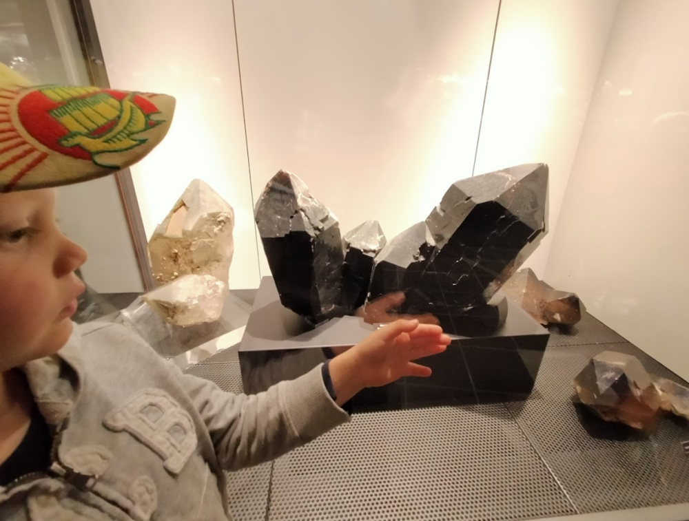 Screenshot 2022-04-19 18.18.56.png