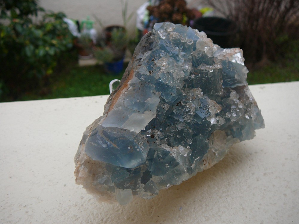 Fluorite bleue mine d' Embournegade Tarn France (4).JPG