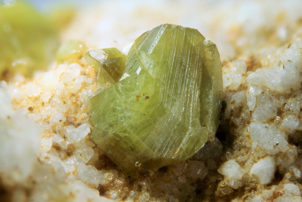 Titanite verte le Bari FOV 8 mm 005 (3) (Copier).JPG