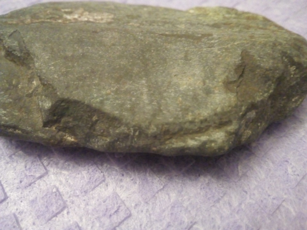 pierre verte rose (2).jpg