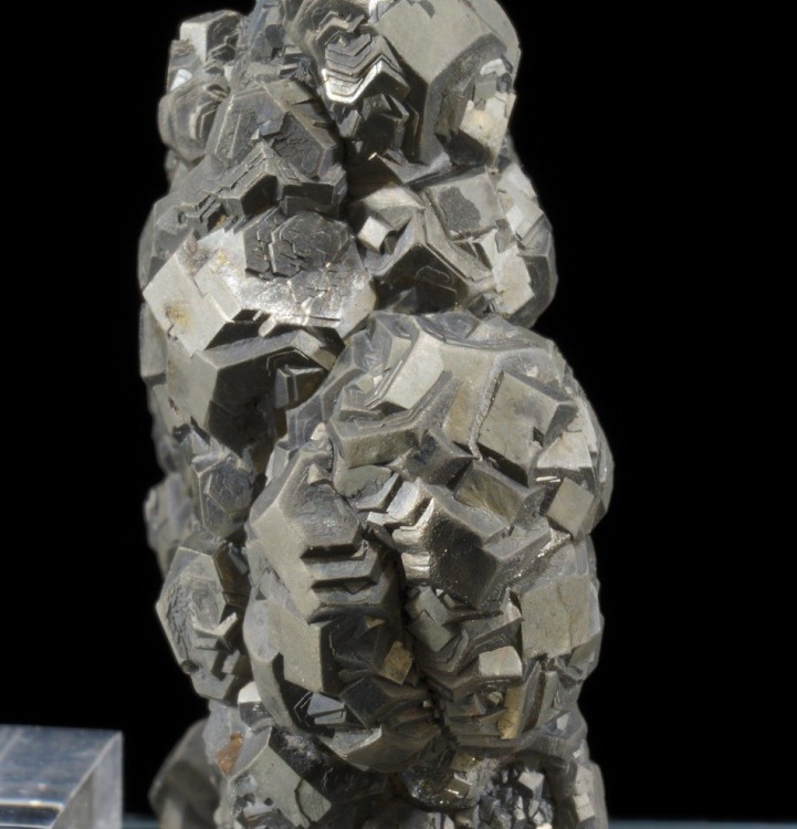 pyrite boulonnais tranche.jpg