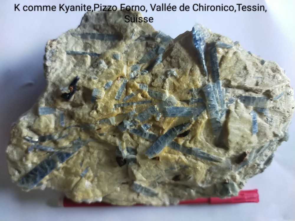 Kyanite.jpg
