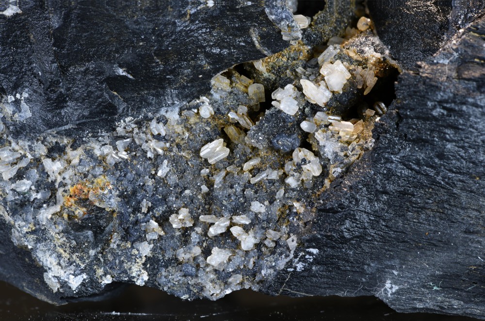 StLaurentleMinier Cérusite s3.jpg