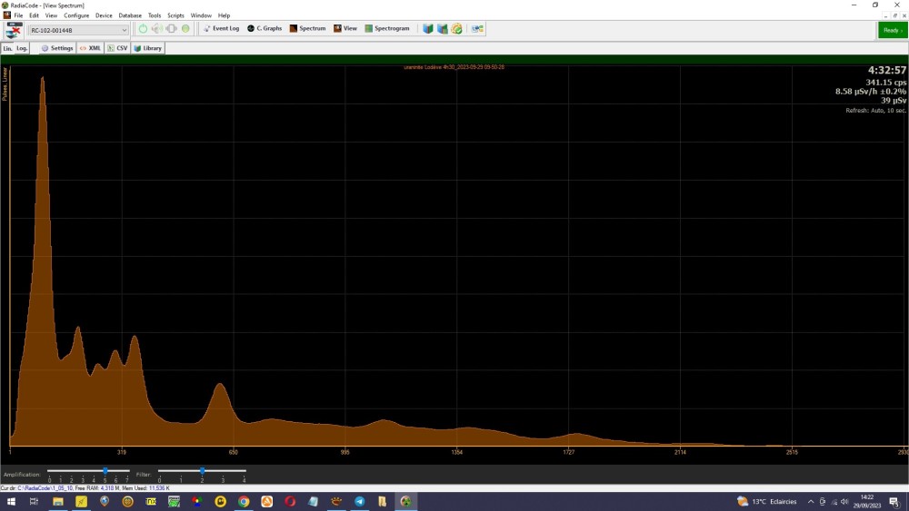 Uraninite, Lodève.jpg