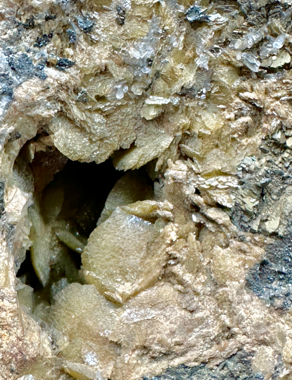 Capture d’écran 2023-12-24 à 16.23.53.png