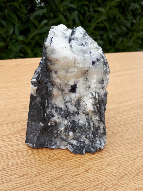 Fluo violette sur Calcite blanche (2).jpg