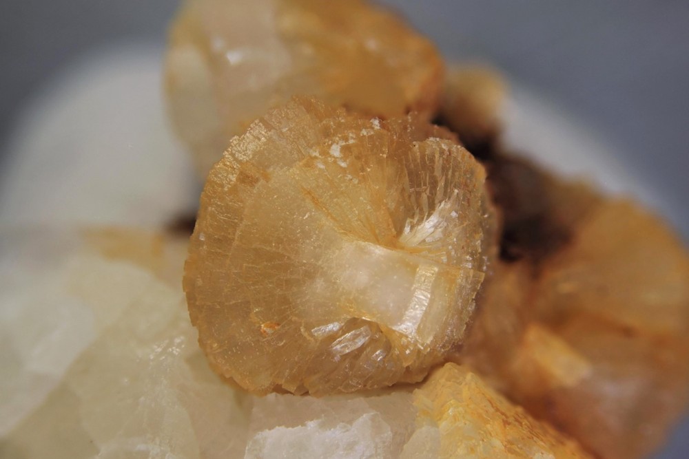 Prehnite pic d'Izes FOV 15 mm 001 (Copier).JPG