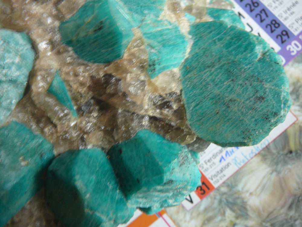 Amazonite et quartz sur granite 12.JPG