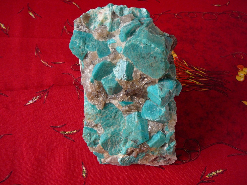 Amazonite et quartz sur granite 2.JPG