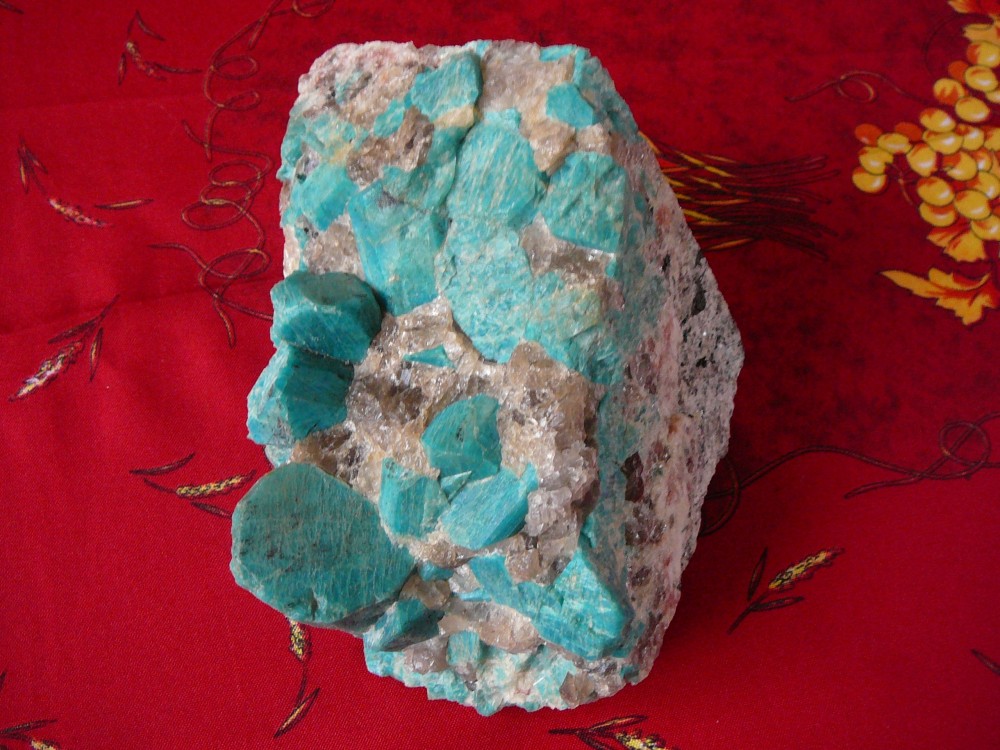 Amazonite et quartz sur granite 3.JPG