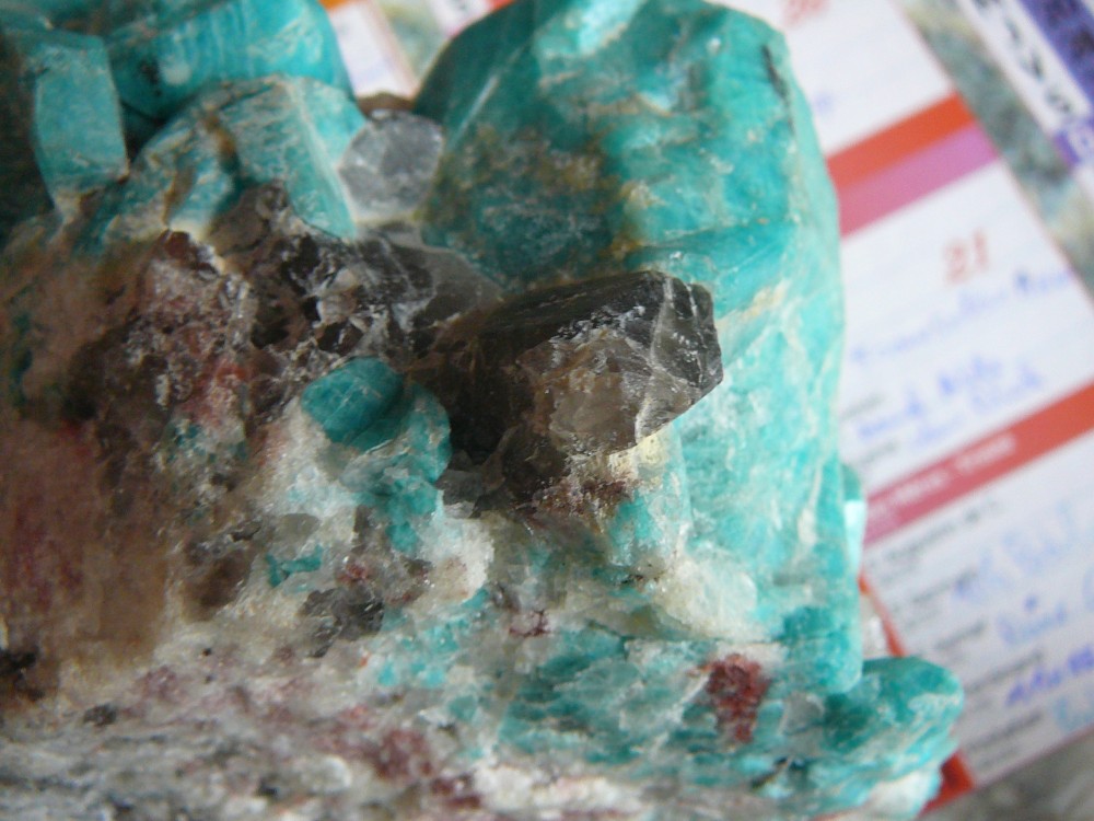 Amazonite et quartz sur granite 9.JPG