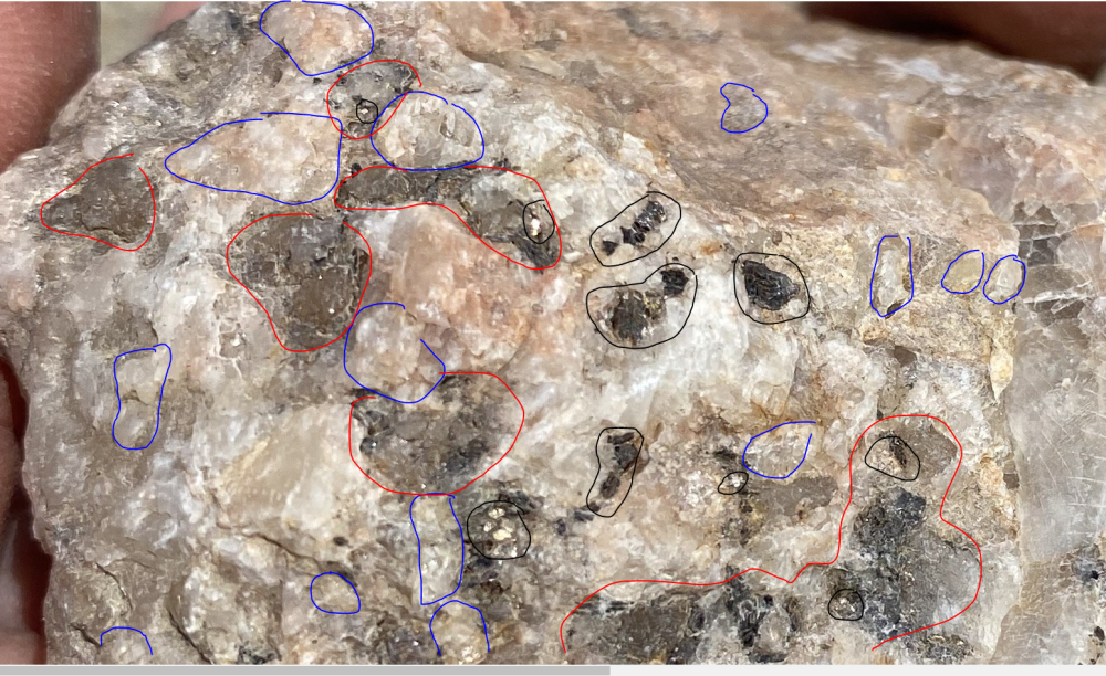 Capture roche avec incrustations.PNG