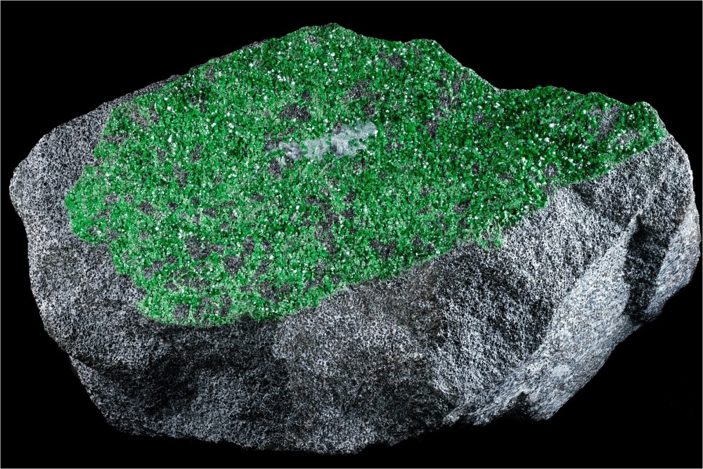 Uvarovite-Hfov96mm.thumb.jpg.a285ca375bd1fefbd4c5fc37ec8e510a.jpg