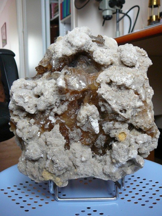 Aragonite mièle Larchant Fontainebleau Seine et Marne France 5.JPG