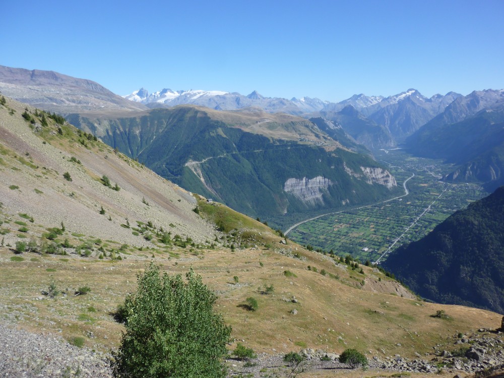 Le Clos Chevalier 7 (vue vers vallée et les Chalanches à gauche).JPG
