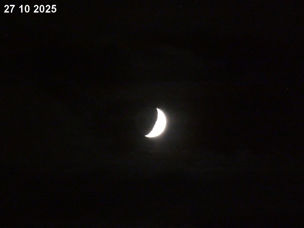 lune27102025.thumb.JPG.339fbbcae34d345072d427a066ffb429.JPG