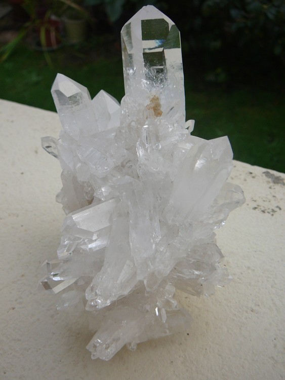 Quartz cristal de roche massif Des Grandes Rousses Isère France 1.JPG