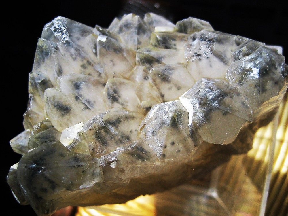 Quartz fantome a inclusion de Goethite Maroc (2).JPG