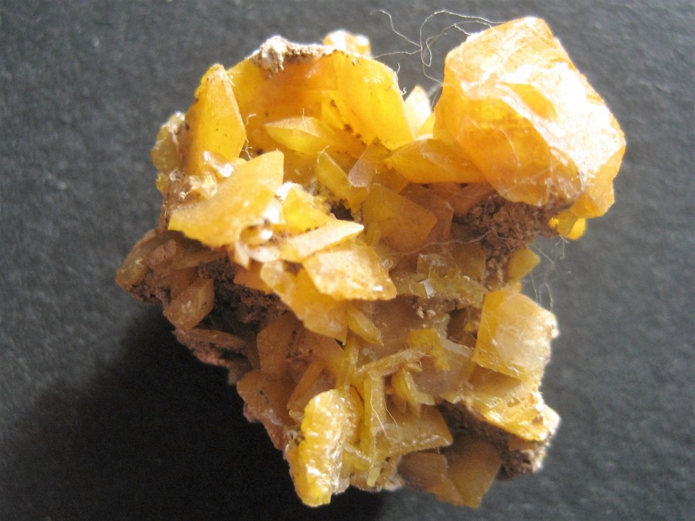 wulfenite touissit.JPG