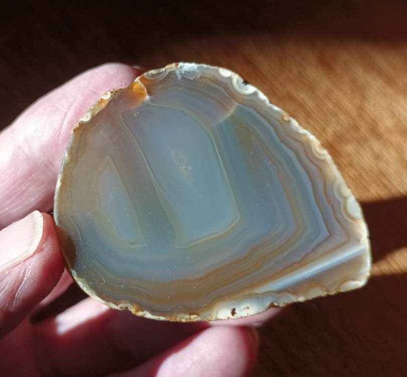 Agate1.thumb.jpeg.838c4ad591833a1183a9c28017dca1ee.jpeg