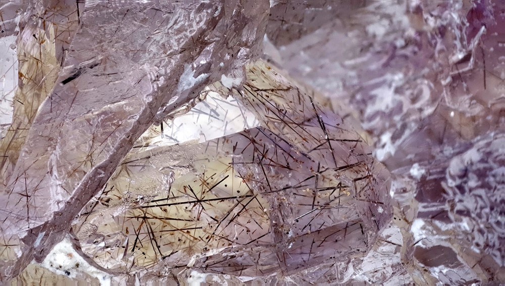 amethysteinc1.thumb.jpg.e8a3be345799f4c295a7f72577b5c56e.jpg