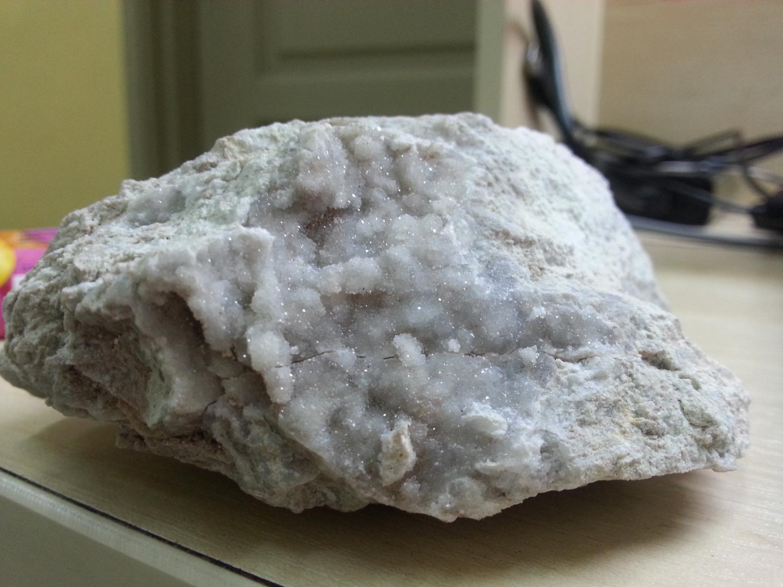 Roche associée au granite. Roche et pétrographie Géoforum