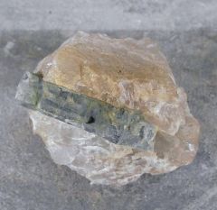 Béryl sur Quartz