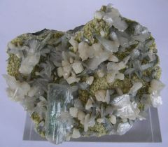 Apophyllite verte, Heulandite et Stilbite