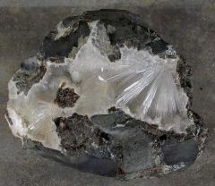 Natrolite et apophyllite