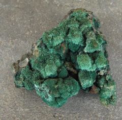 Plus d’informations sur « Malachite sur Cuprite »