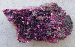 Erythrite