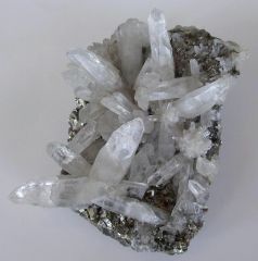 Quartz sur Pyrite