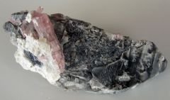 Rubellite sur Quartz