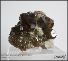 Andradite (Topazolite) gemme Madagascar