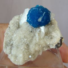 Cavansite et Stilbite, Carrière Wagholi, Poona, Maharashtra, Inde.