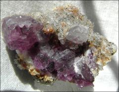 "Fluorapatite"